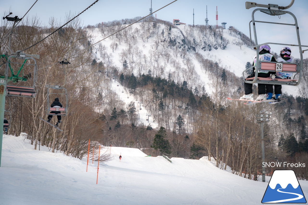サッポロテイネ｜山頂積雪 285cm！絶好の春コンディションのゲレンデは、『アルペンスキー大会』『モーグル大会』『テイネ雪山祭り』『北海道米そり選手権2026』で大盛り上がり～(^^)v
